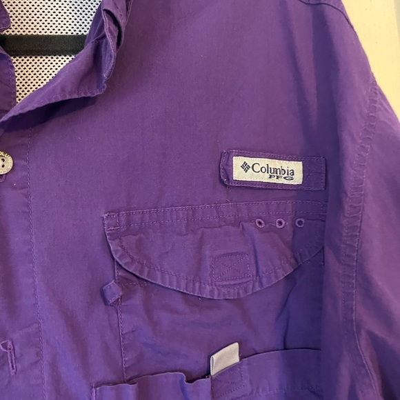 Mens LSU medium vented button up - Picture 4 of 9